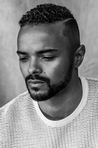 Eka Darville