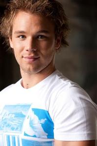 Lincoln Lewis