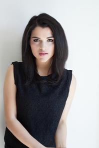 Eve Harlow