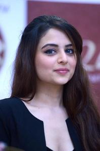 Zoya Afroz