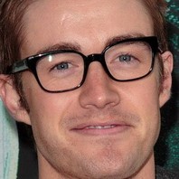 Robert Buckley