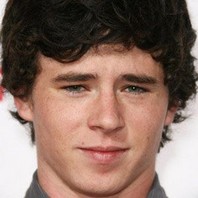 Charlie McDermott